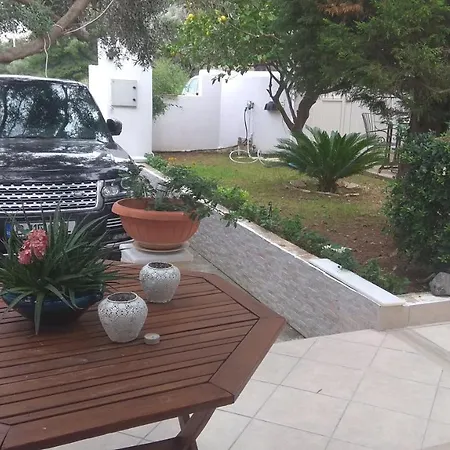 Casa Martina 1 10min Athens Airport Apartment